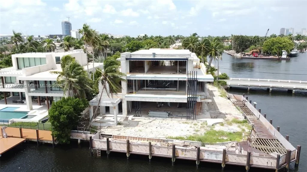 1400 W Lake Dr, Fort Lauderdale, Florida, United States. - Photo 7