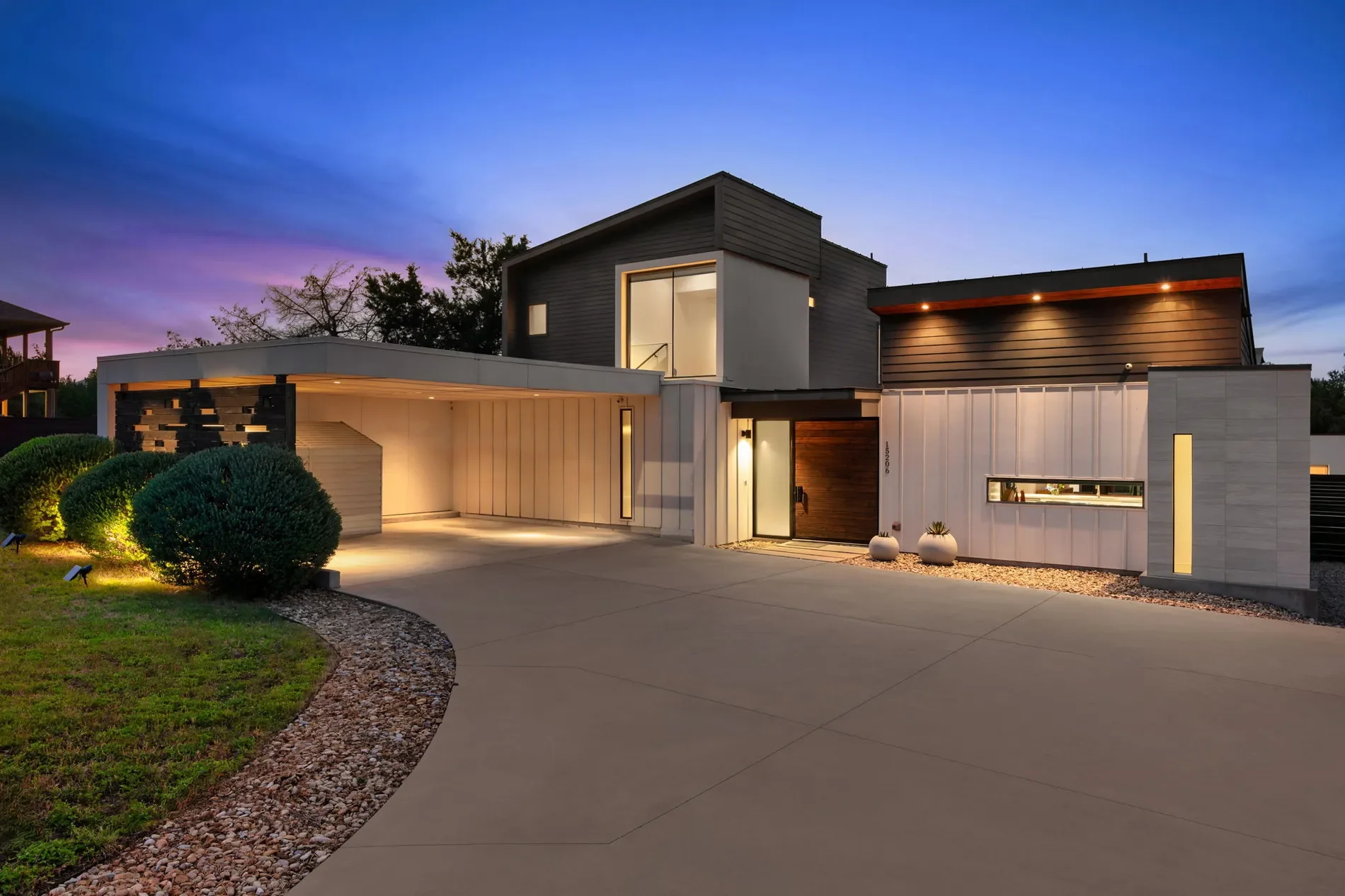 Gallery photo 4