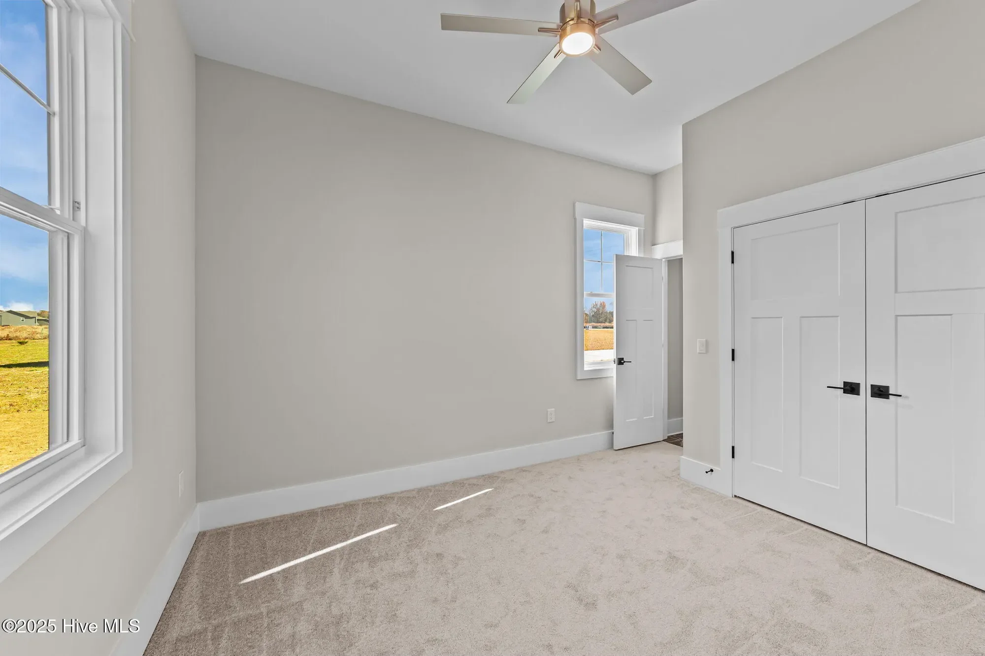 Gallery photo 12