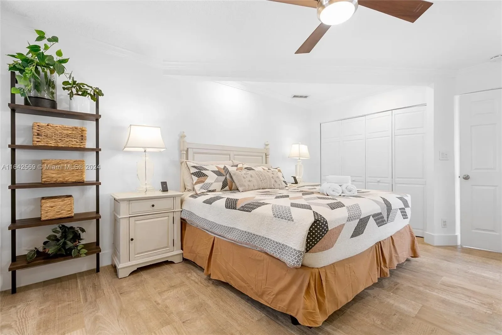941 SE 4th Ave, Pompano Beach, Florida, United States. - Photo 12