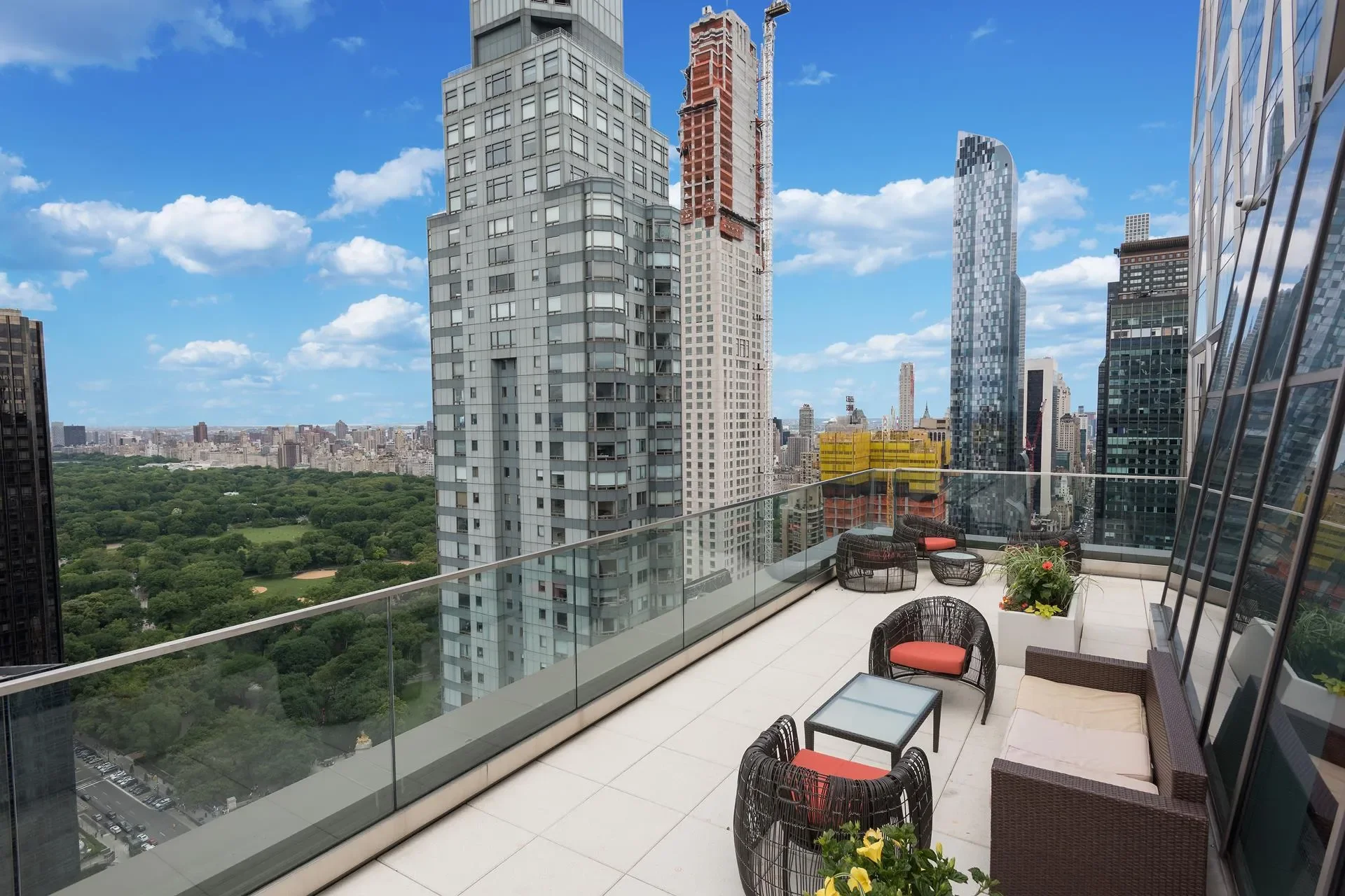 THE SHEFFIELD, 322 W 57TH ST, New York, New York, United States. - Photo 22