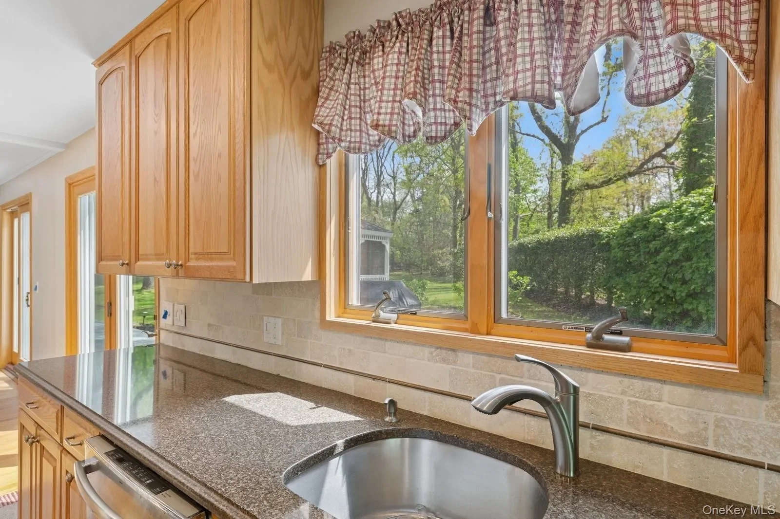 258 Church Lane, Aquebogue, New York, United States. - Photo 12
