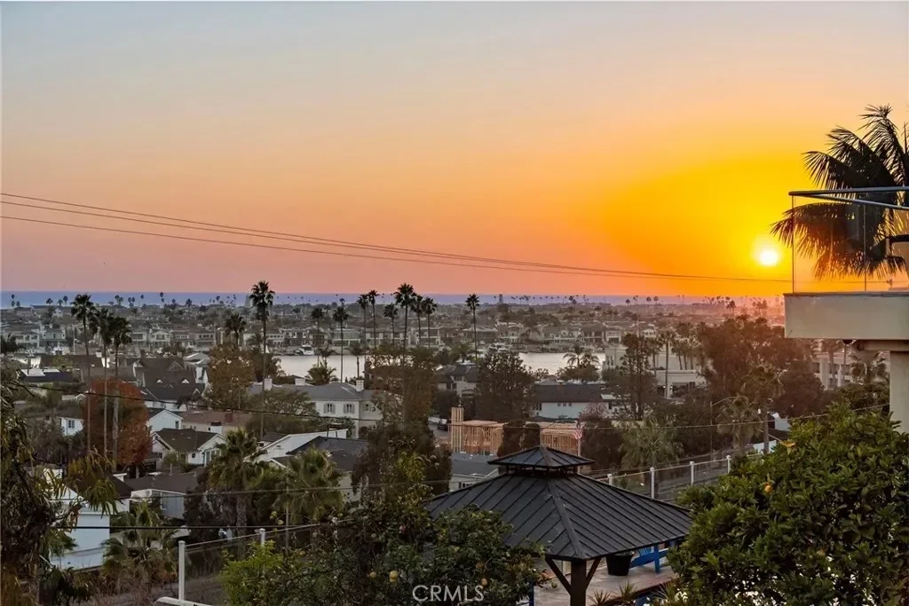 521 Kings Road, Newport Beach, California, United States. - Photo 40