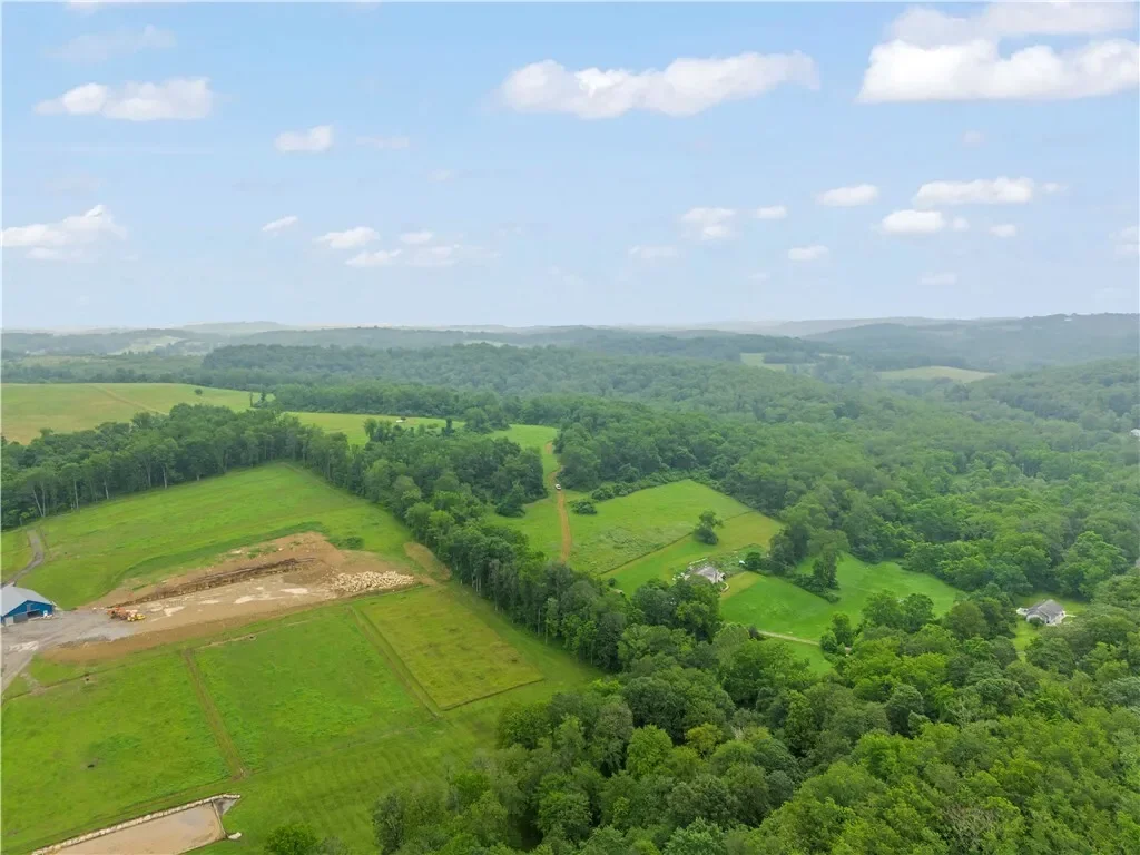 465 Sugar Run Road, Eighty Four, PA 15330, Eighty Four, Pennsylvania, United States. - Photo 8