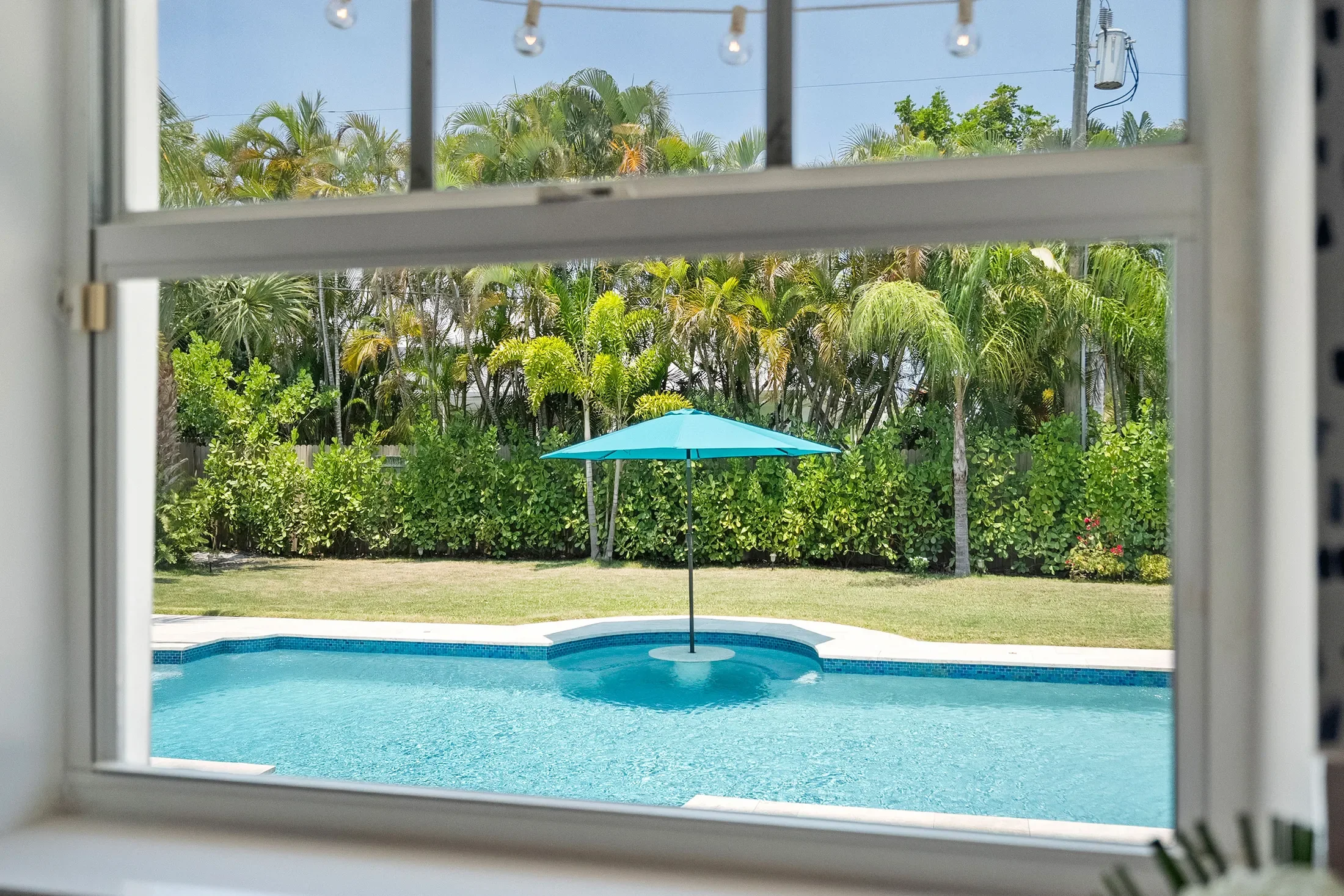 9333 SE Saturn Street , Hobe Sound, FL 33455, Hobe Sound, Florida, United States. - Photo 16