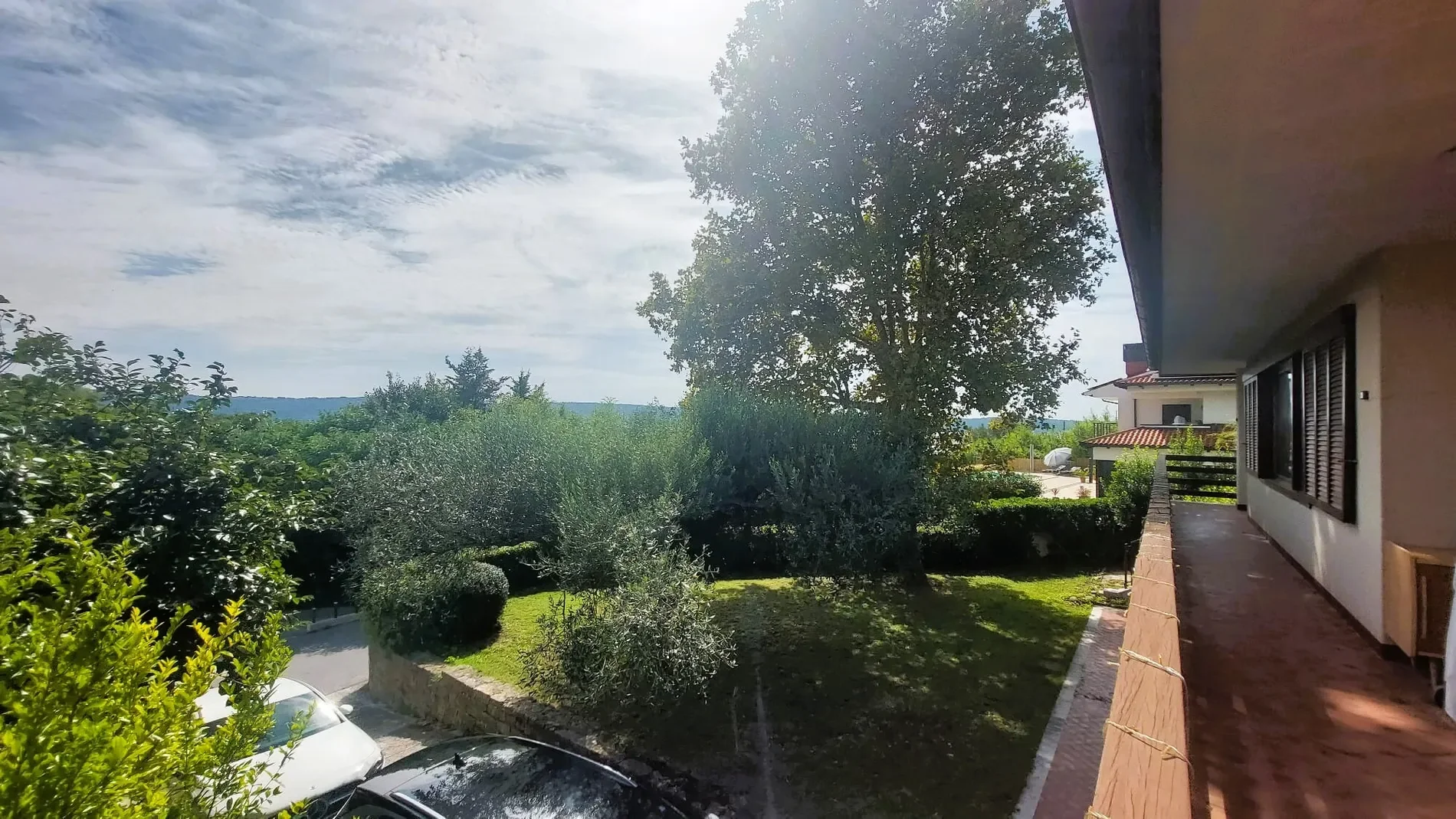 Exterior photo 10