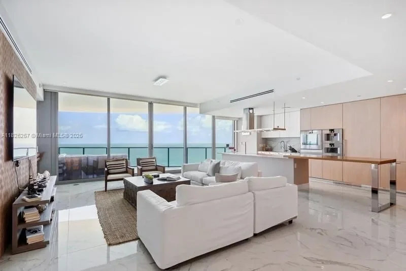 15701 Collins Ave, Golden Beach, Florida, United States. - Photo 16