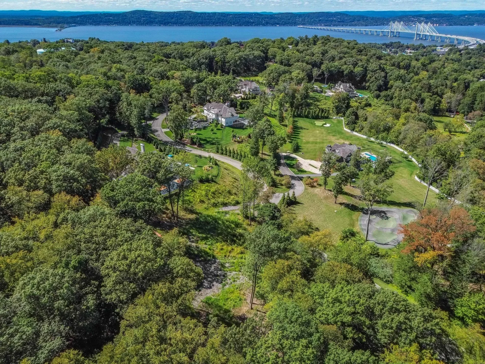 25 Carriage Trail, Tarrytown, NY, 10591, USA, Irvington, New York, United States. - Photo 4