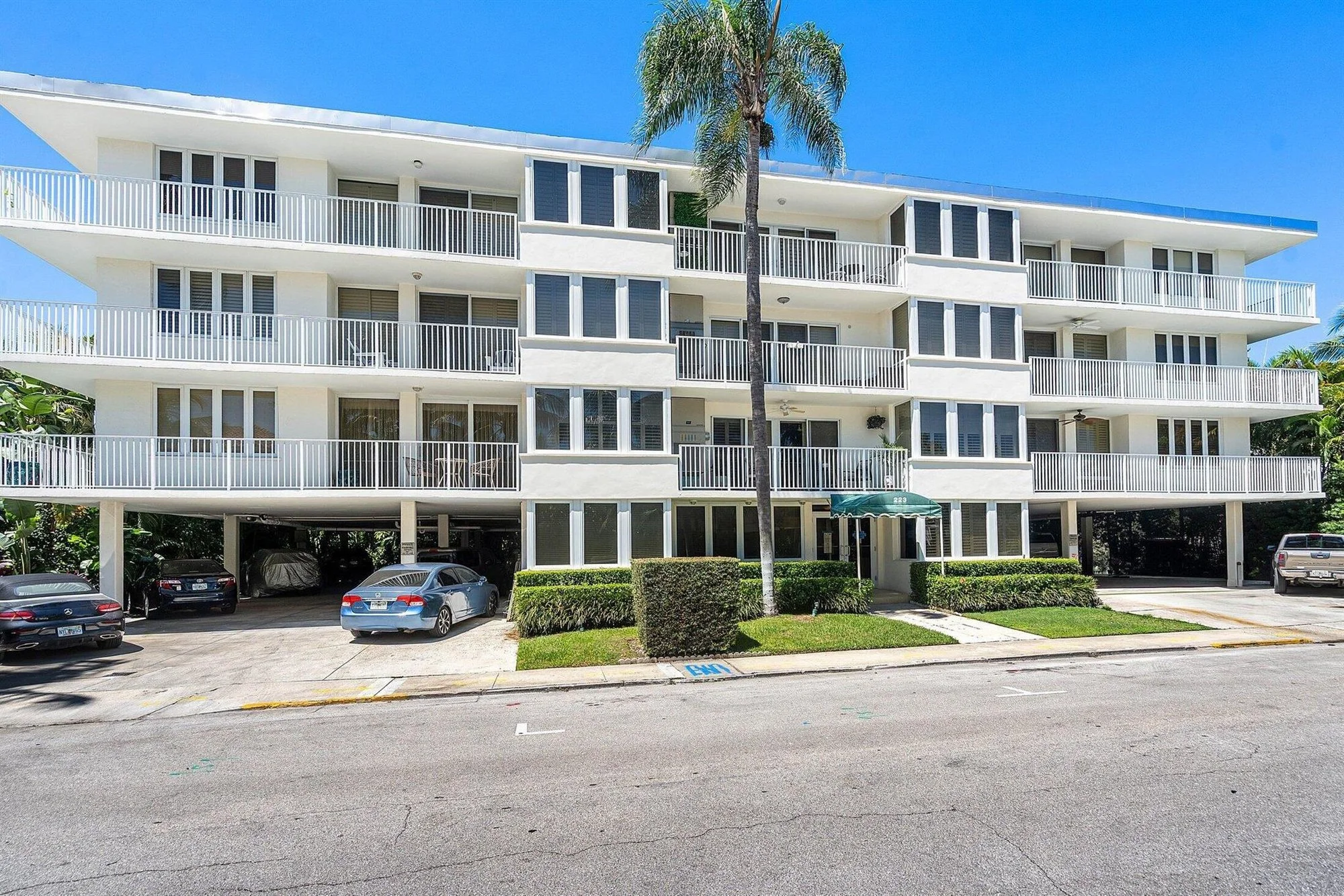 223 Atlantic Avenue D2, Palm Beach, Florida, United States. - Photo 21