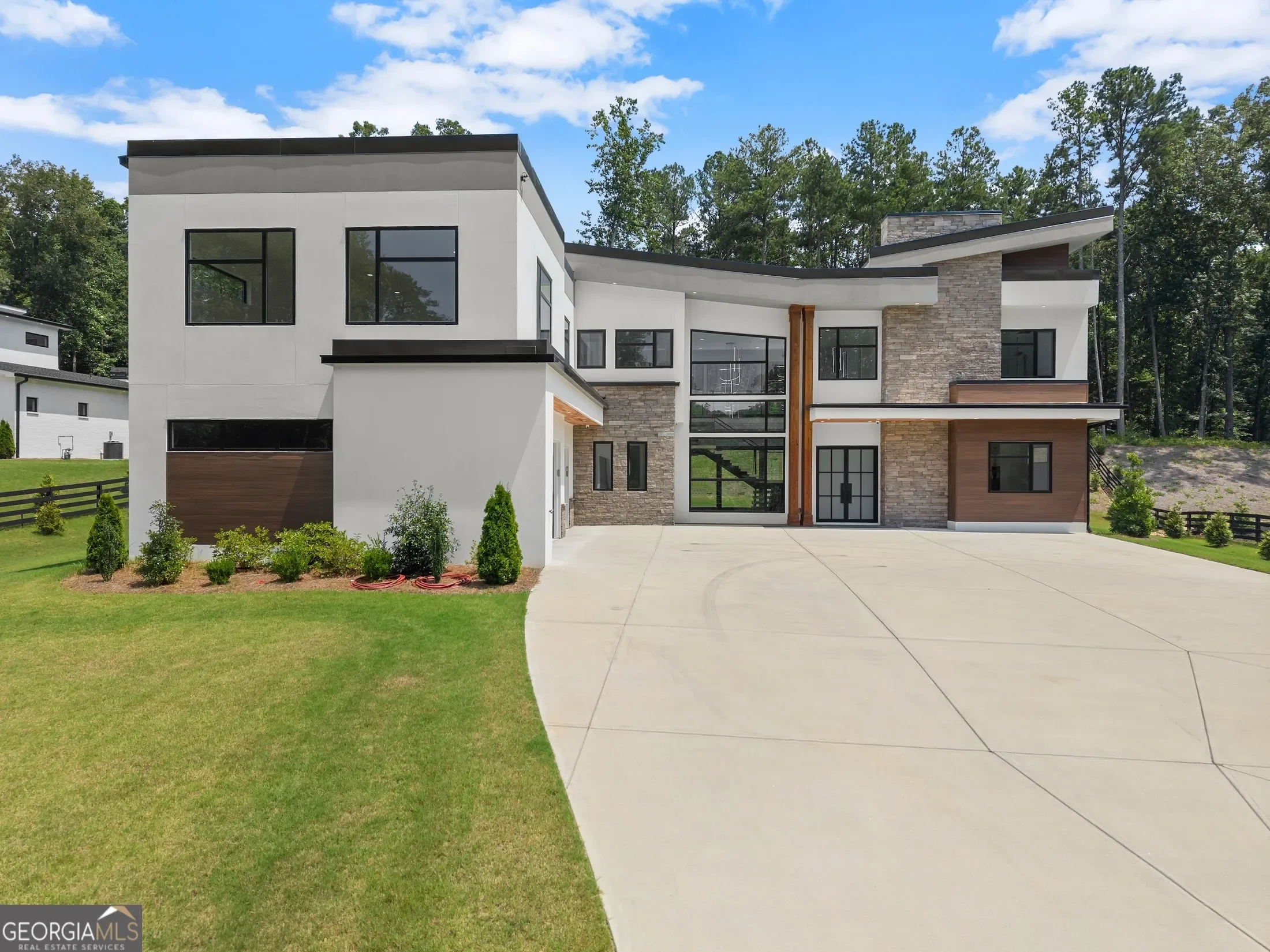 Hoschton, Georgia, United States. - Photo 4
