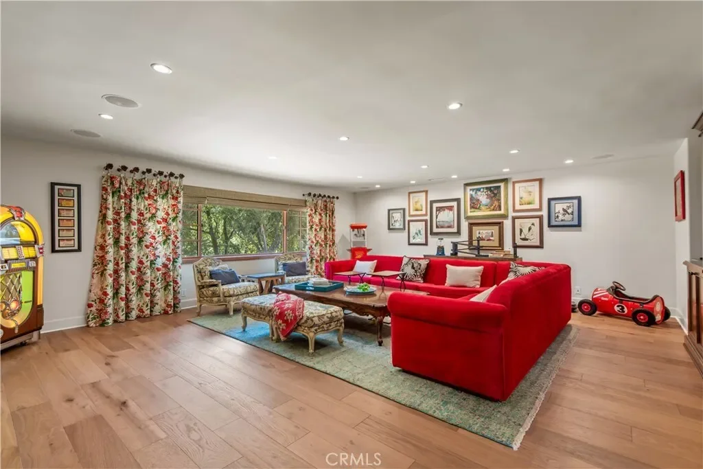 23815 Park Belmonte, Hidden Hills, California, United States. - Photo 30