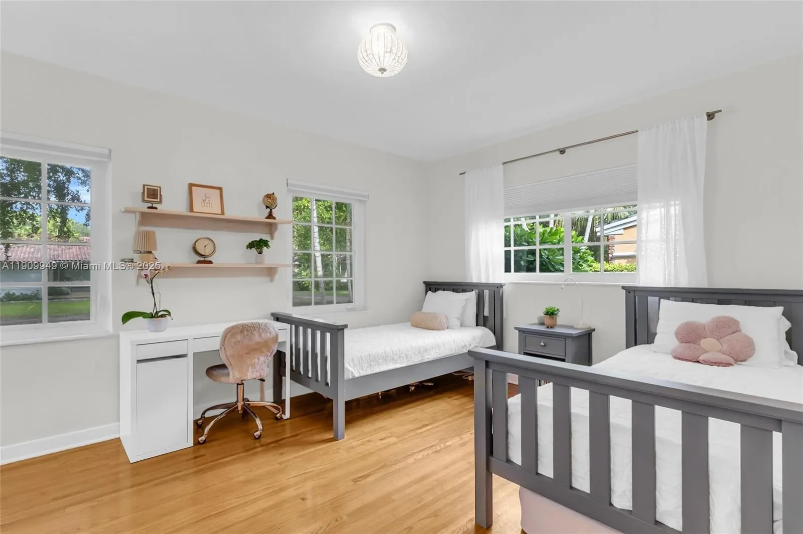 1536 Alegriano Ave, Coral Gables, Florida, United States. - Photo 19