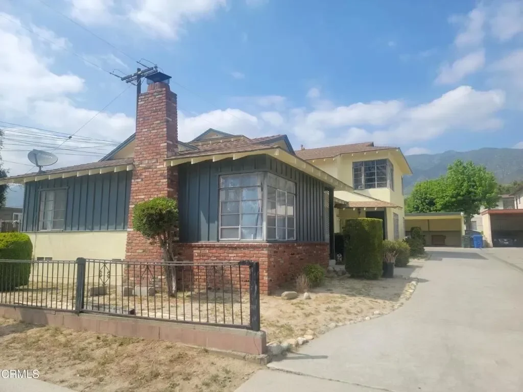 637 W Altadena Drive, Altadena, California, United States. - Hero Image