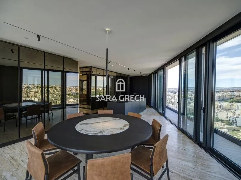 Penthouse in Gzira | East