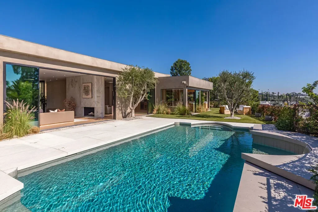1705 Carla, Beverly Hills, California, United States. - Photo 23