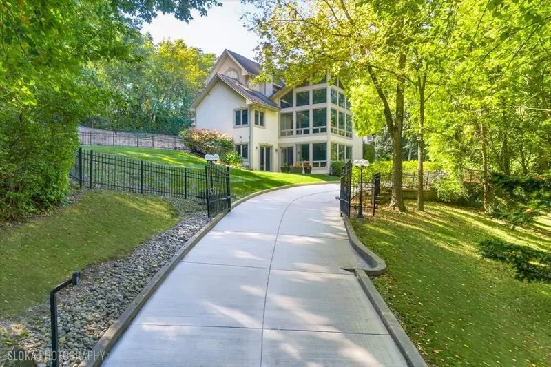 925 N. River Road, Algonquin, IL, 60102, USA, Algonquin, Illinois, United States. - Photo 8