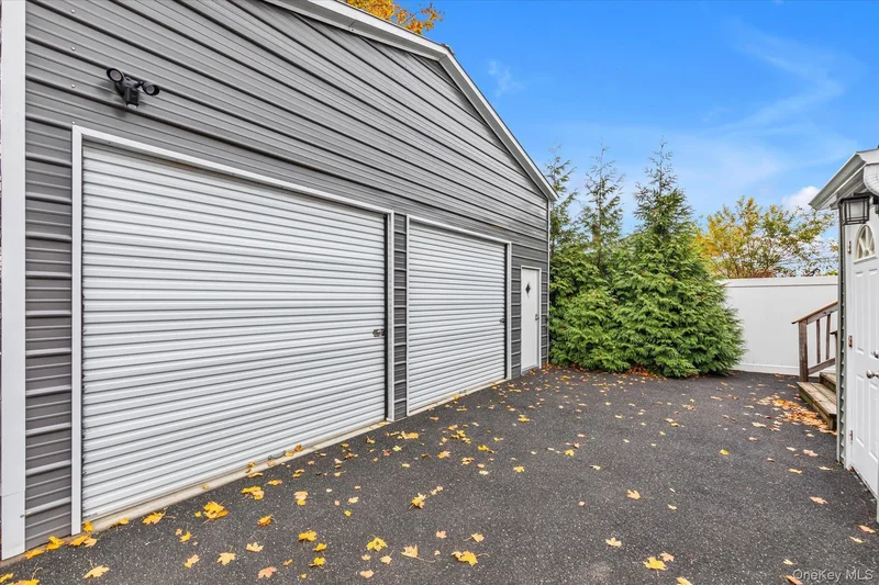 719 Lincoln Street, Baldwin, New York, United States. - Photo 15