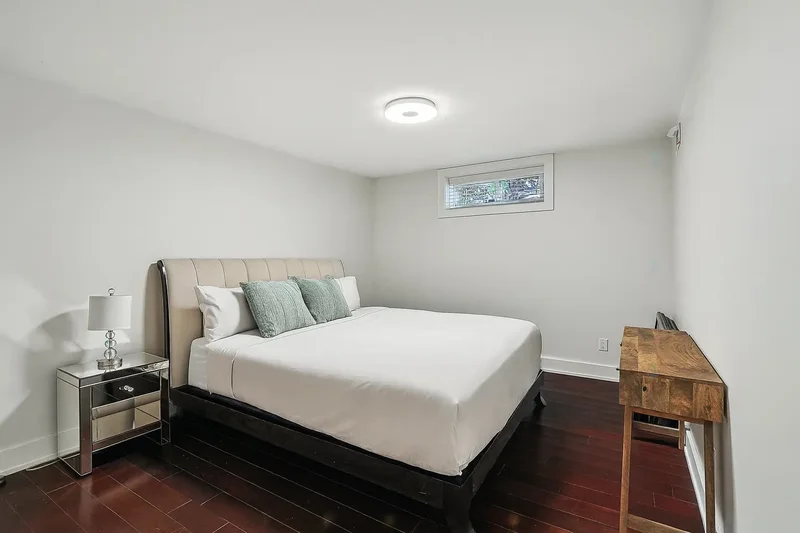 284 Rue des Roseaux, Laval, Quebec, Canada. - Photo 43