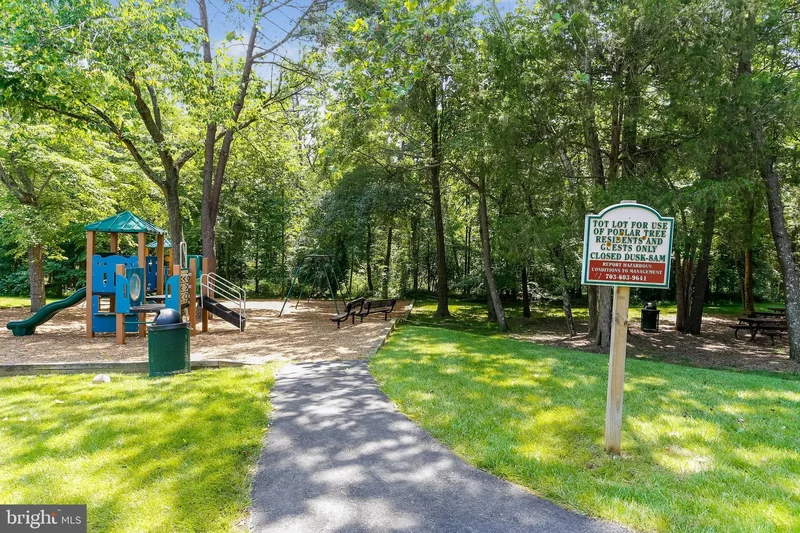 4511 Stone Pine Court, Chantilly, VA 20151, Chantilly, Virginia, United States. - Photo 22