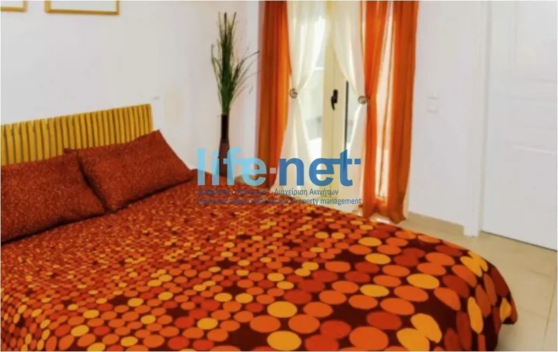 Villa 302sqm in Kalivia Thorikou