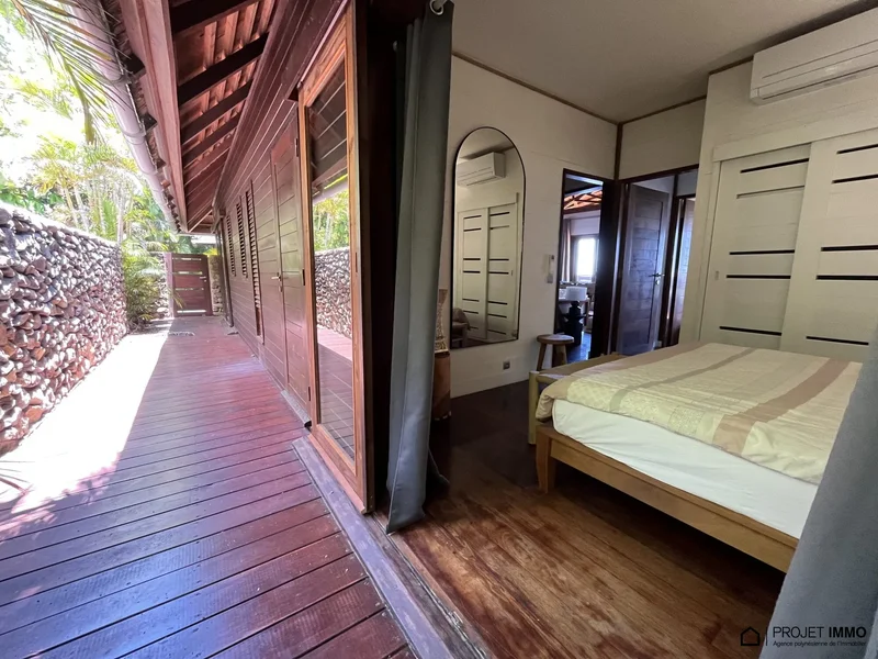 Papetoai, Papetoai, Moorea-Maiao, Windward Islands, French Polynesia. - Photo 12