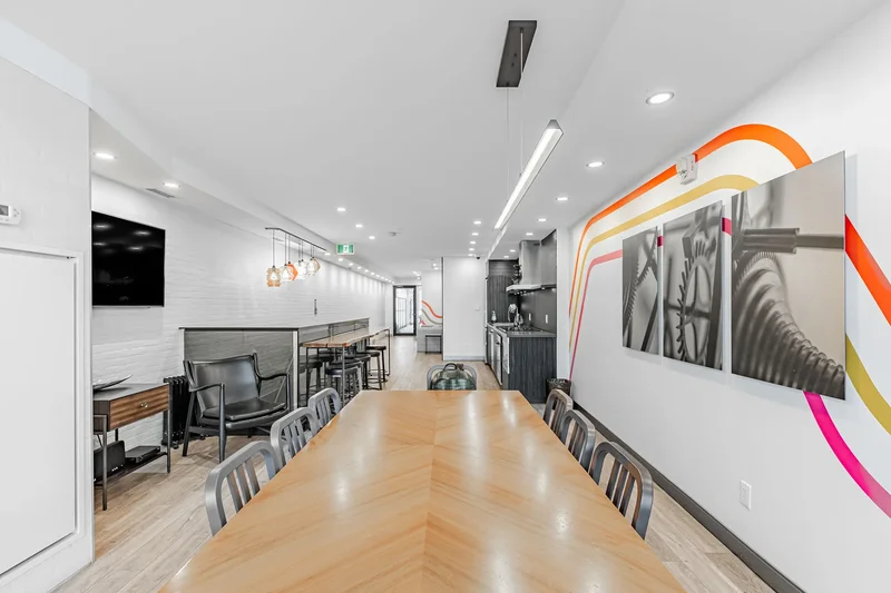 109 Ossington Ave  216, Toronto, ON M6J 0G1, Toronto, Ontario, Canada. - Photo 14