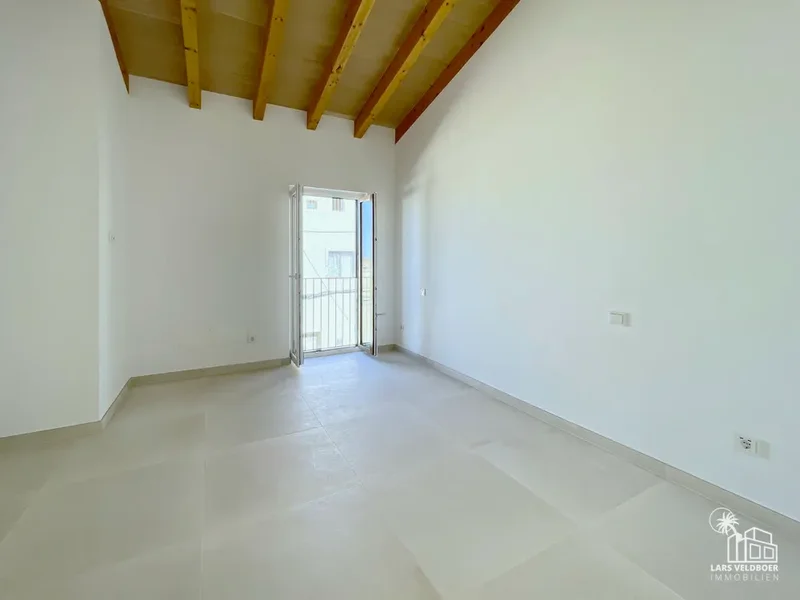 Calle Bellpuig, Felanitx, Balearic Islands, Spain. - Photo 24