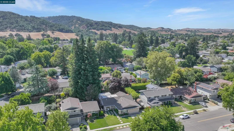4504 Muirwood Drive, Pleasanton, California, United States. - Photo 26
