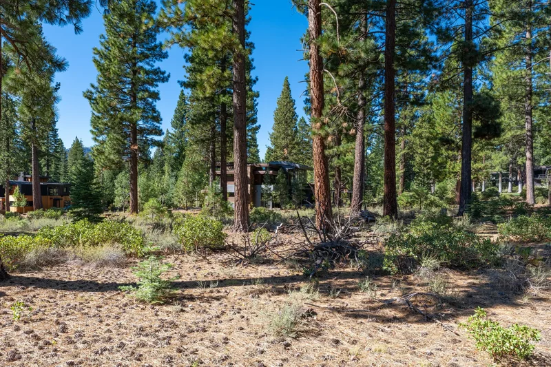 8331 Thunderbird Circle, Truckee, CA 96161, Truckee, California, United States. - Photo 11