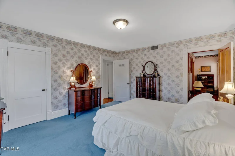 308 Pearl Avenue, Big Stone Gap, VA 24219, Big Stone Gap, Virginia, United States. - Photo 46