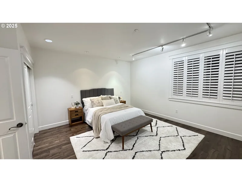 5421 SE SCENIC LN #101, Vancouver, WA 98661, Vancouver, Washington, United States. - Photo 23