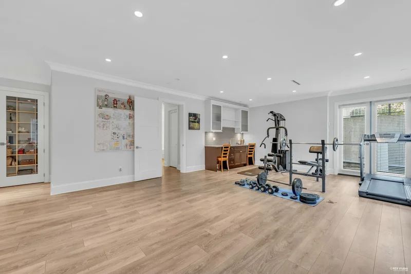 7458 Maple Street, Vancouver, BC V6P 5P7, Vancouver, British Columbia, Canada. - Photo 37