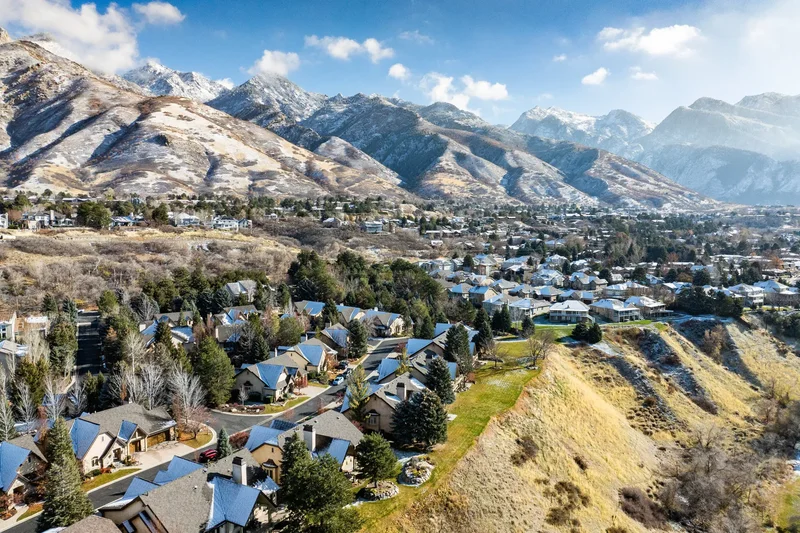 8362 S Via Riviera Way, Cottonwood Heignts, UT 84093, Sandy, Utah, United States. - Photo 22