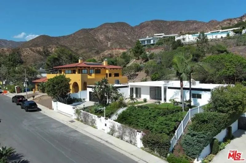 18073 Sandy Cape Dr, Pacific Palisades, CA, 90272, USA, Los Angeles, California, United States. - Photo 48