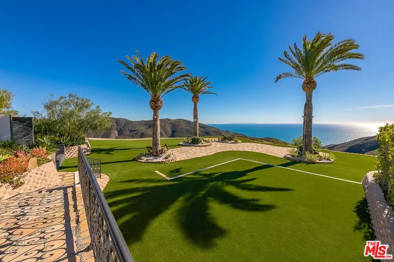 10502 Yellow Hill Road, Malibu, California, United States. - Photo 6