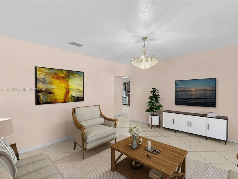 279 NW 119th Ave., Miami, Florida, United States. - Photo 9