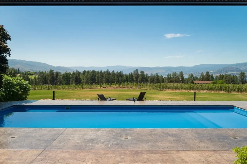 2375 Grantham Road, Kelowna, BC, V1W4B7, CANADA, Kelowna, British Columbia, Canada. - Photo 17
