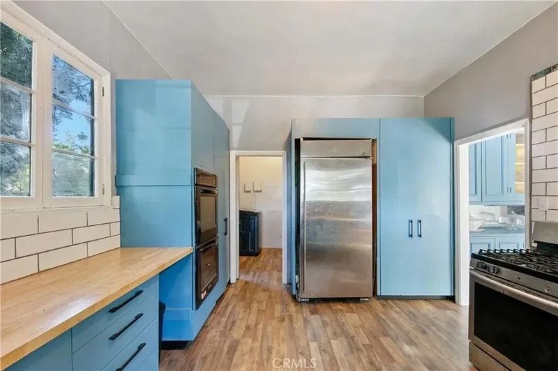 819 S Curson Avenue, Los Angeles, California, United States. - Photo 27