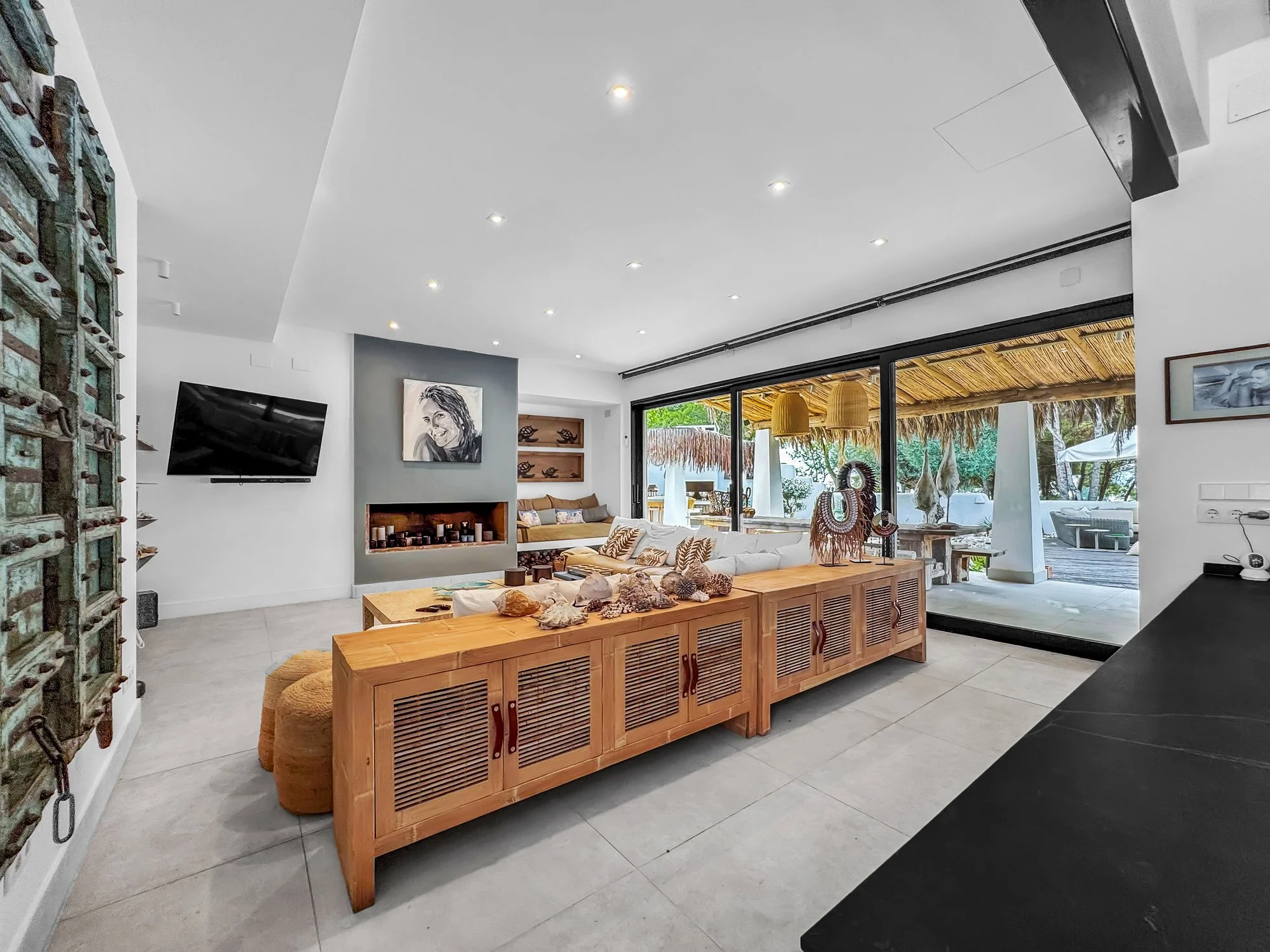 Gallery photo 2