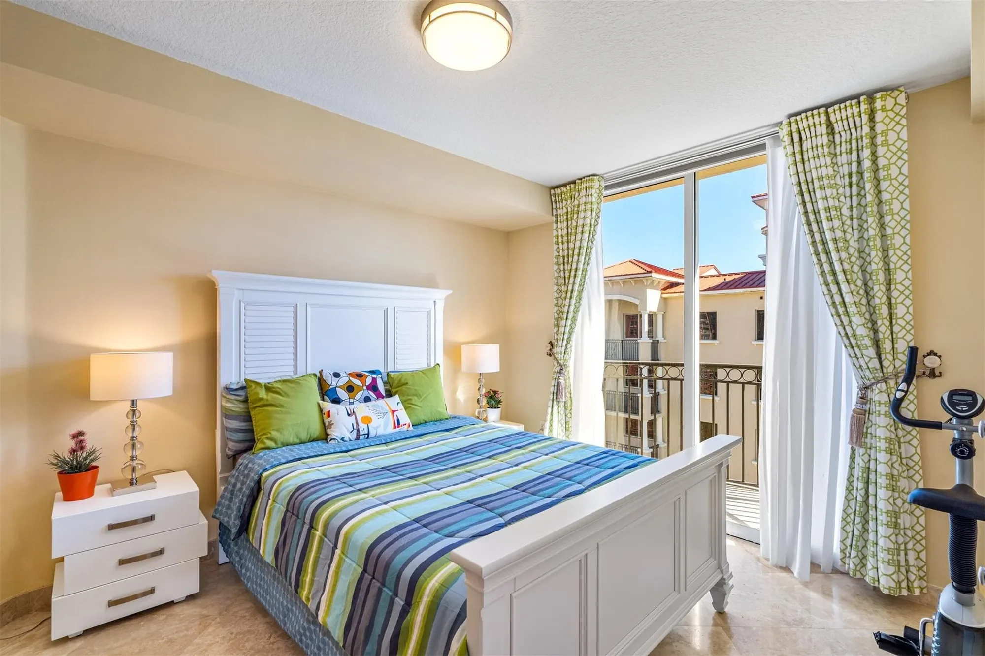 2011 N Ocean Blvd 1601N, Wilton Manors, Florida, United States. - Photo 20