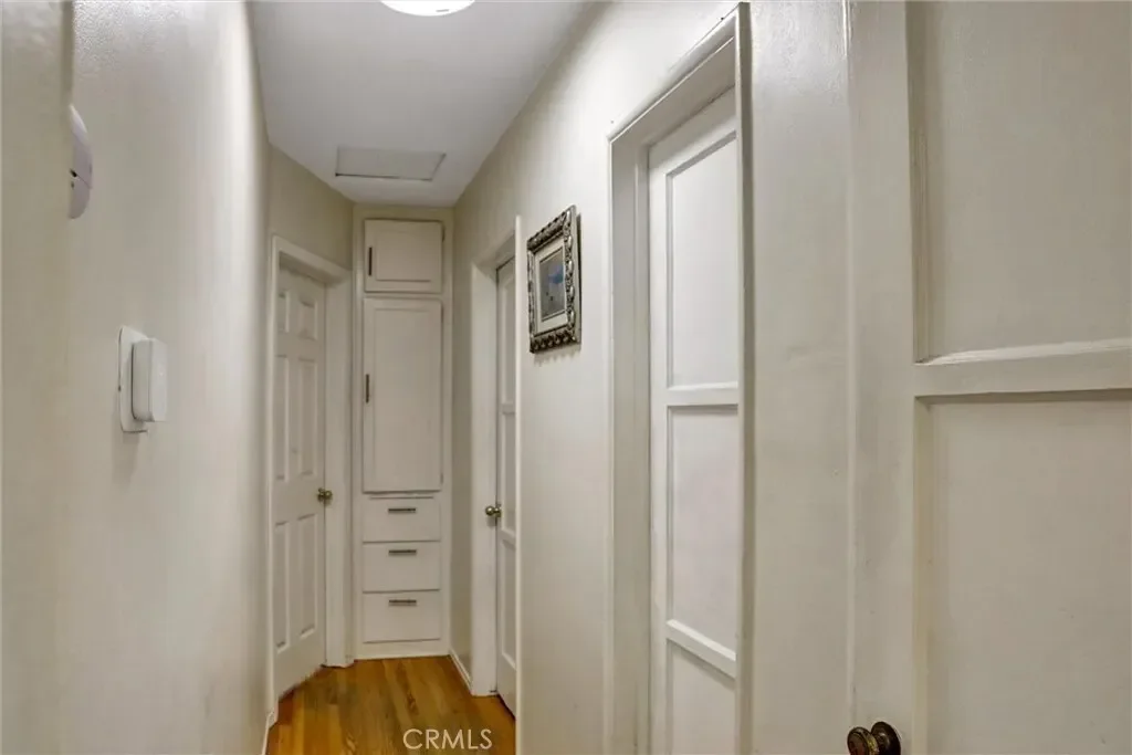 15123 Killion Street, Los Angeles, California, United States. - Photo 9