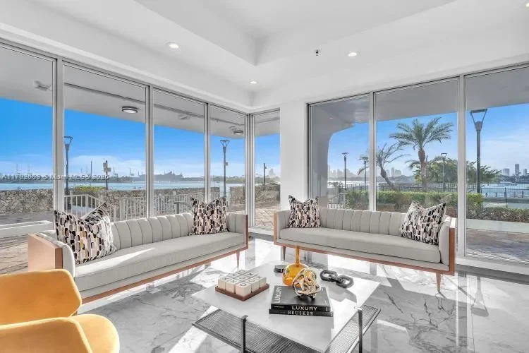 11 Island Ave, Miami Beach, Florida, United States. - Photo 16