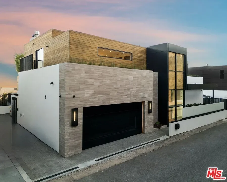 9410 Sierra Mar Pl, Los Angeles, California, United States. - Photo 8