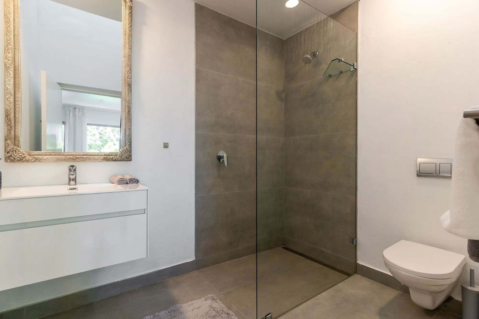 24 Rontree Ave, Bakoven, Cape Town, 8005, South Africa, Cape Town, Western Cape, South Africa. - Photo 51