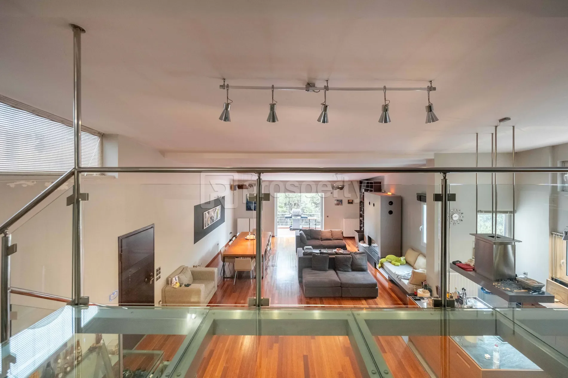 Gallery photo 12