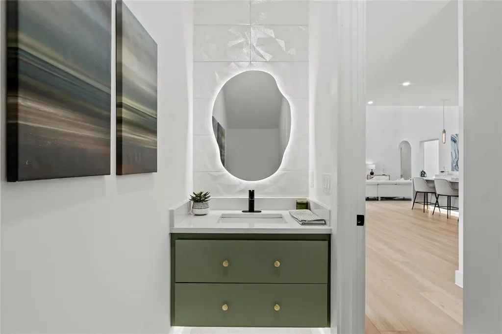 Gallery photo 2