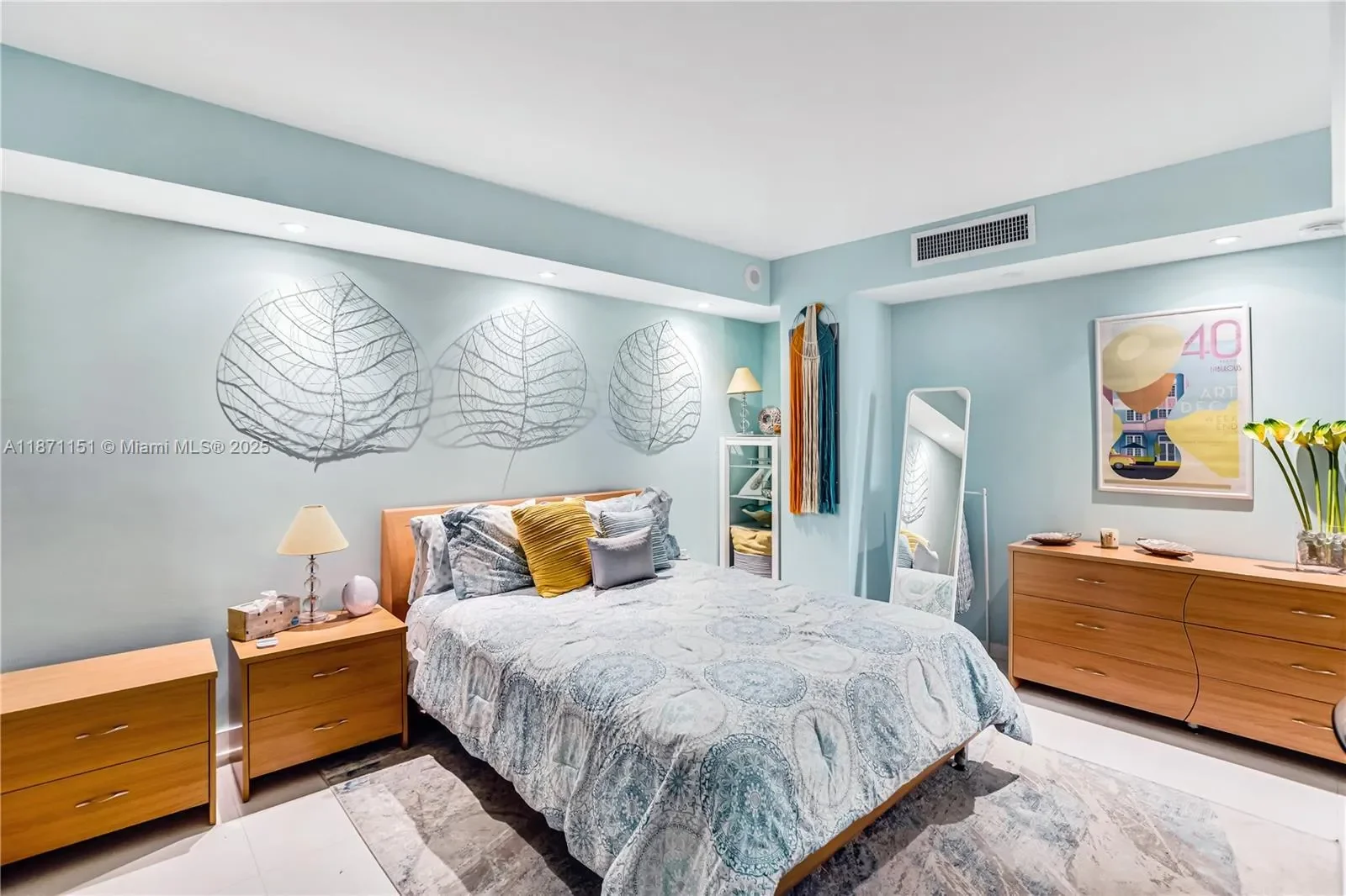 10155 Collins Ave 606, Bal Harbour, Florida, United States. - Photo 24