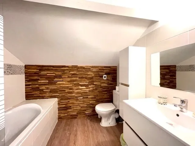 Gallery photo 3