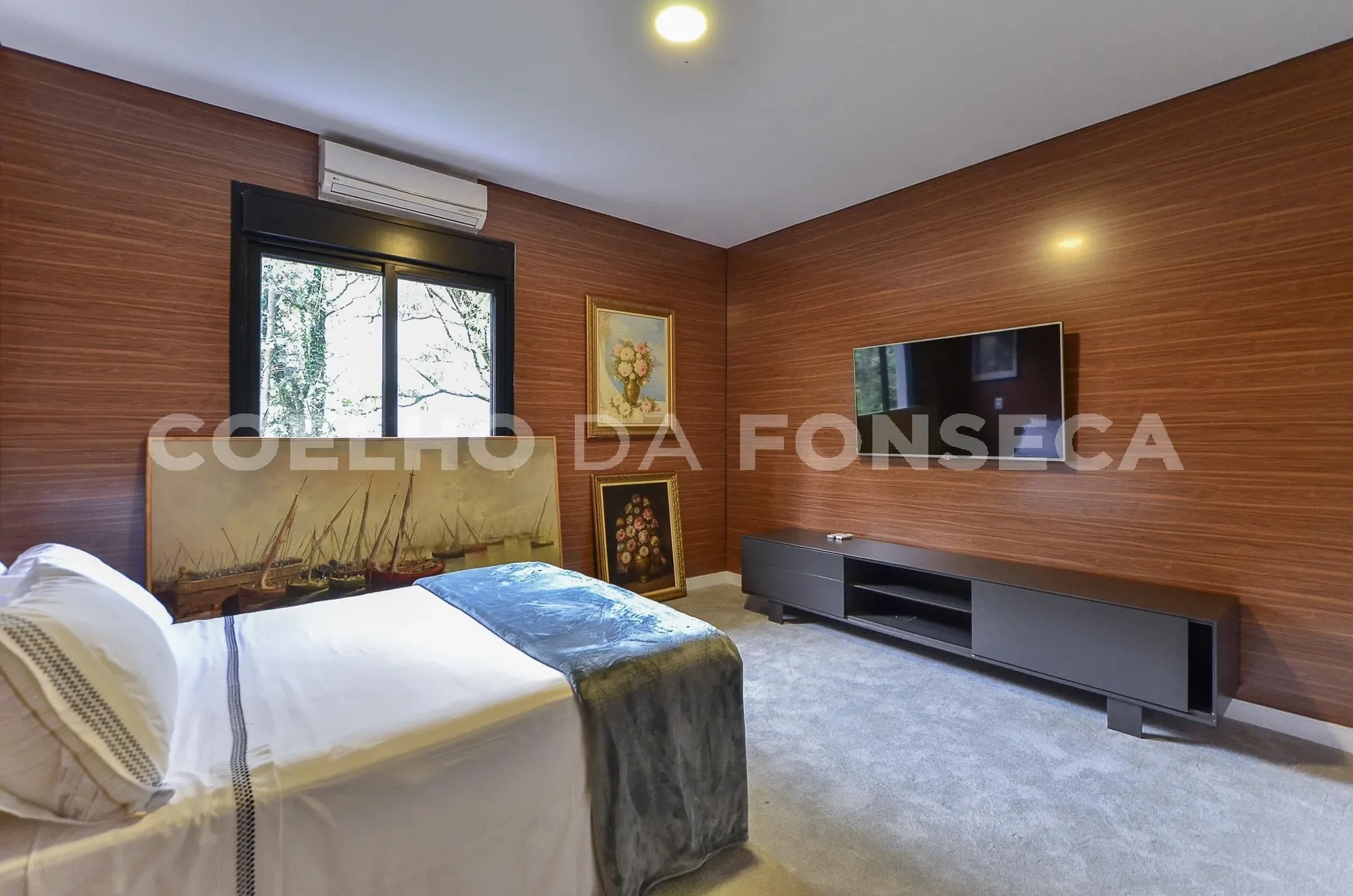 Gallery photo 12