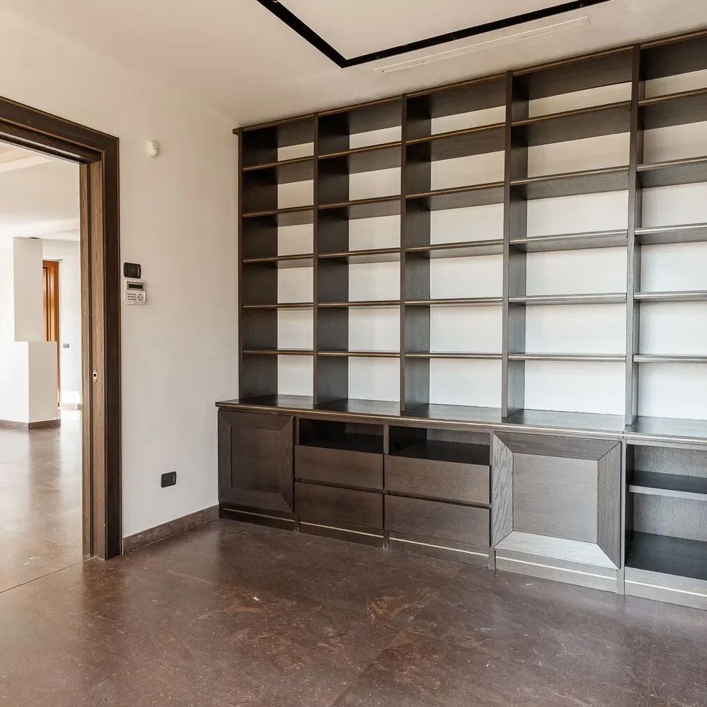 Via Giuseppe Frua, Lombardia, Milan, Lombardy, Italy. - Photo 59
